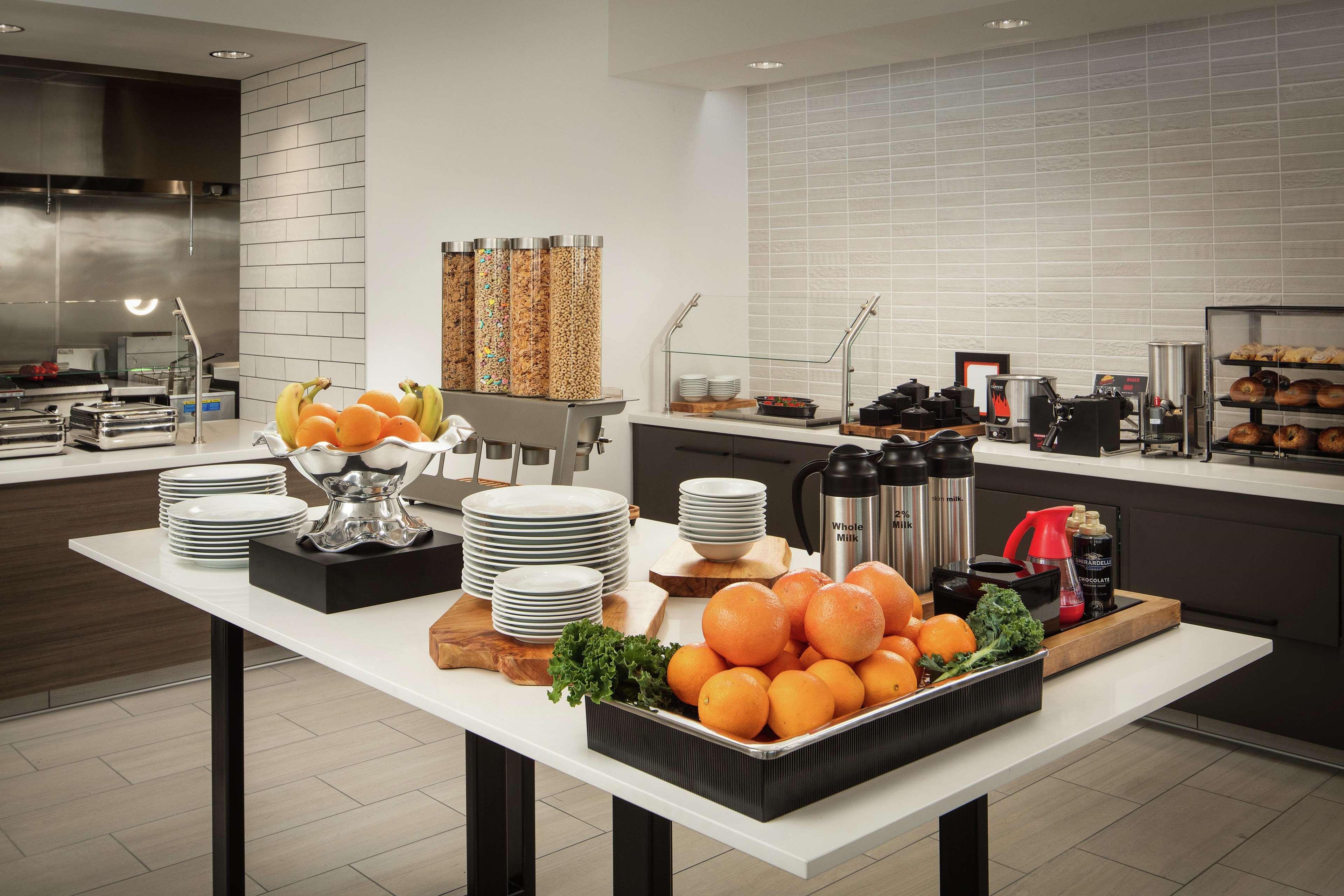 Hilton Garden Airport Natomas Hotel Sacramento