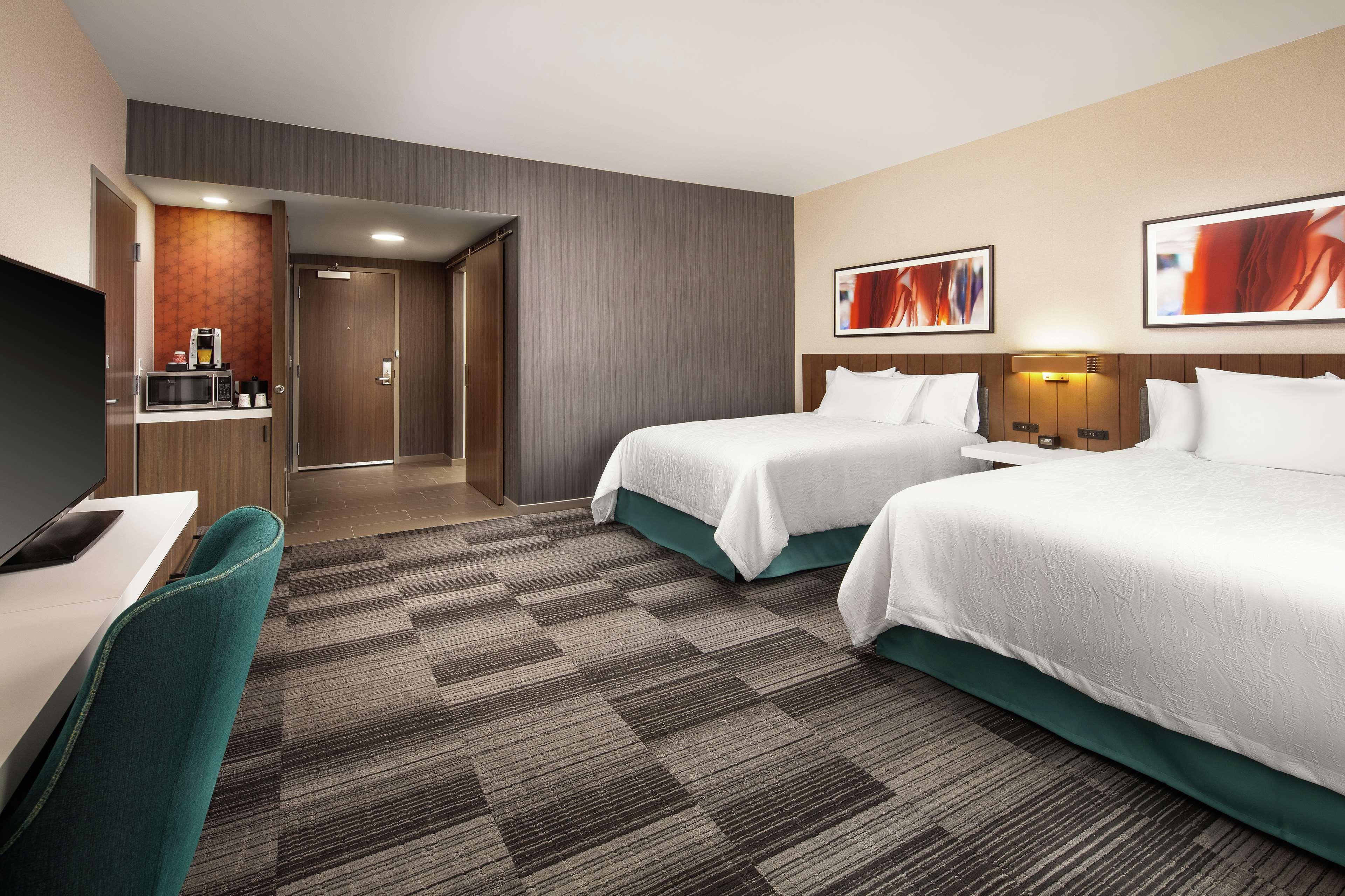 Hilton Garden Airport Natomas Hotel