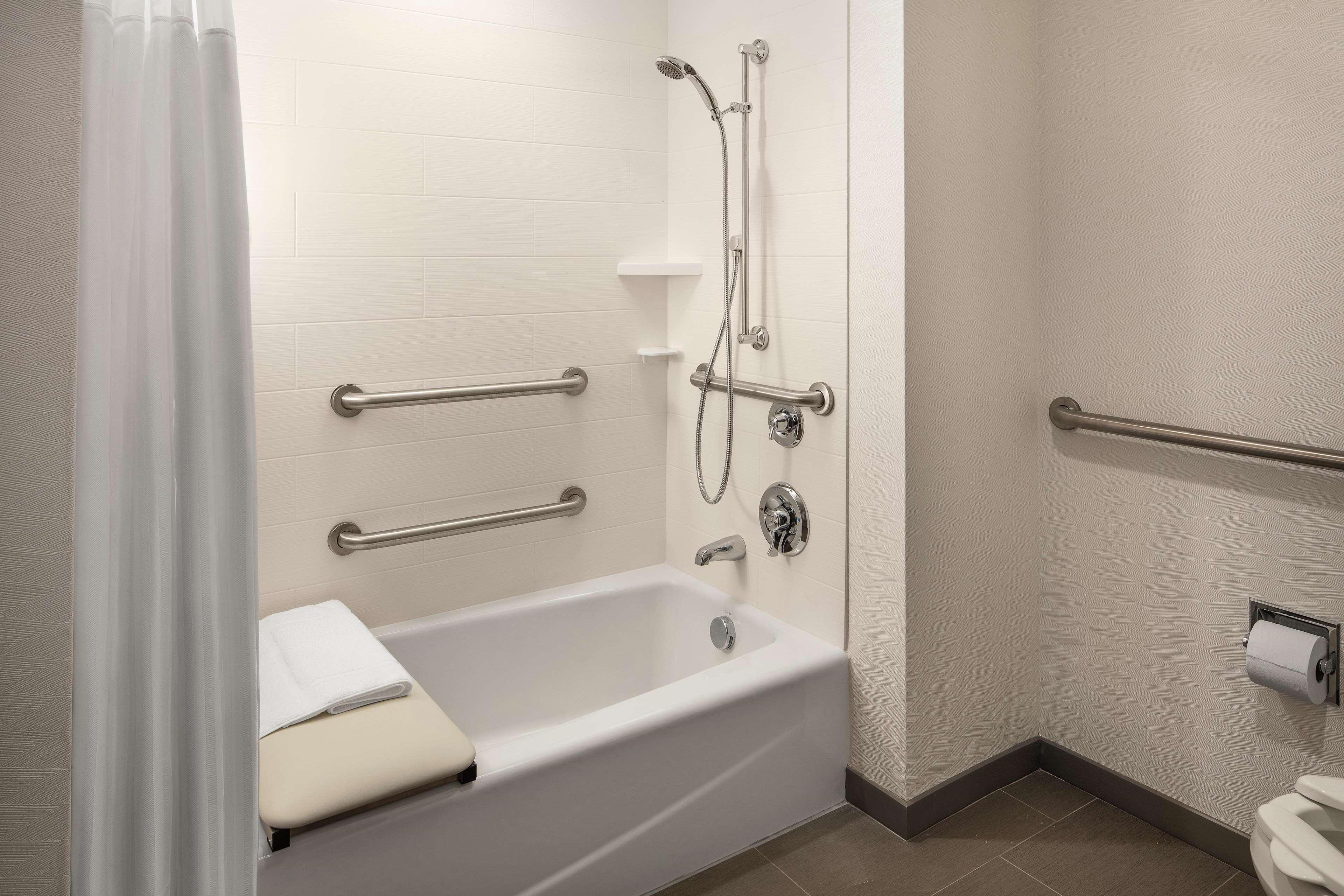 Hilton Garden Airport Natomas Hotel Sacramento