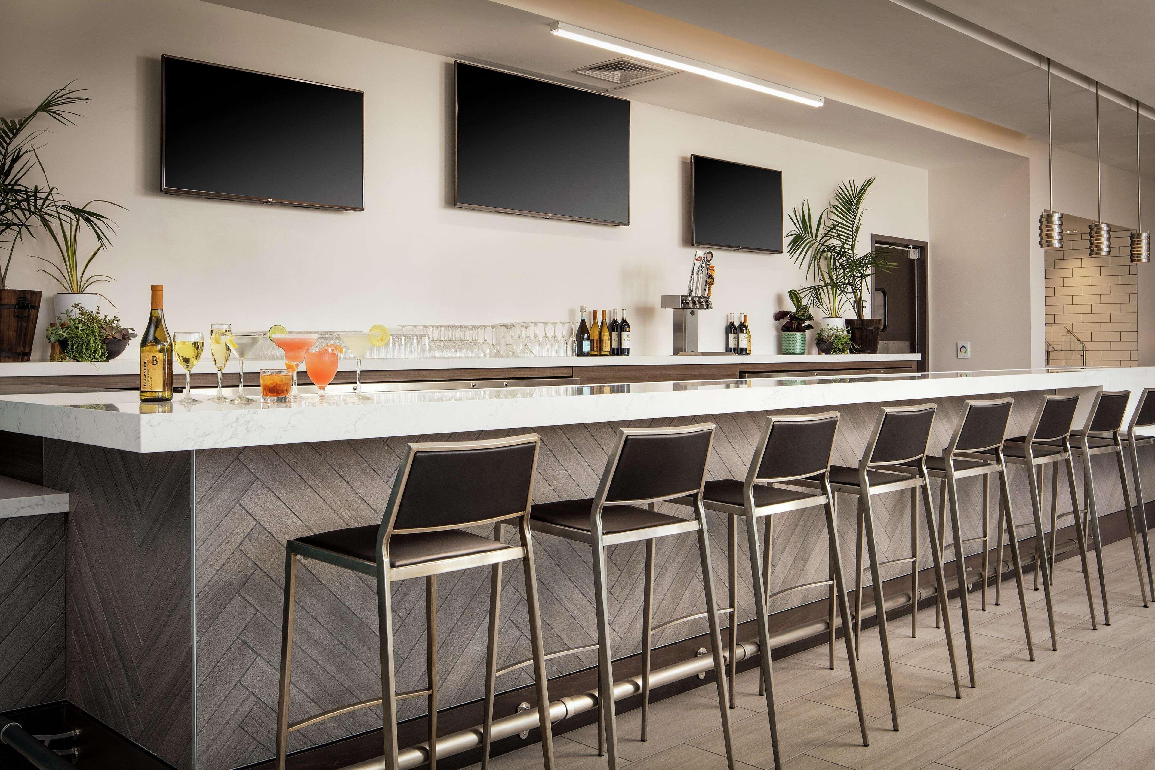Hotel Hilton Garden Airport Natomas