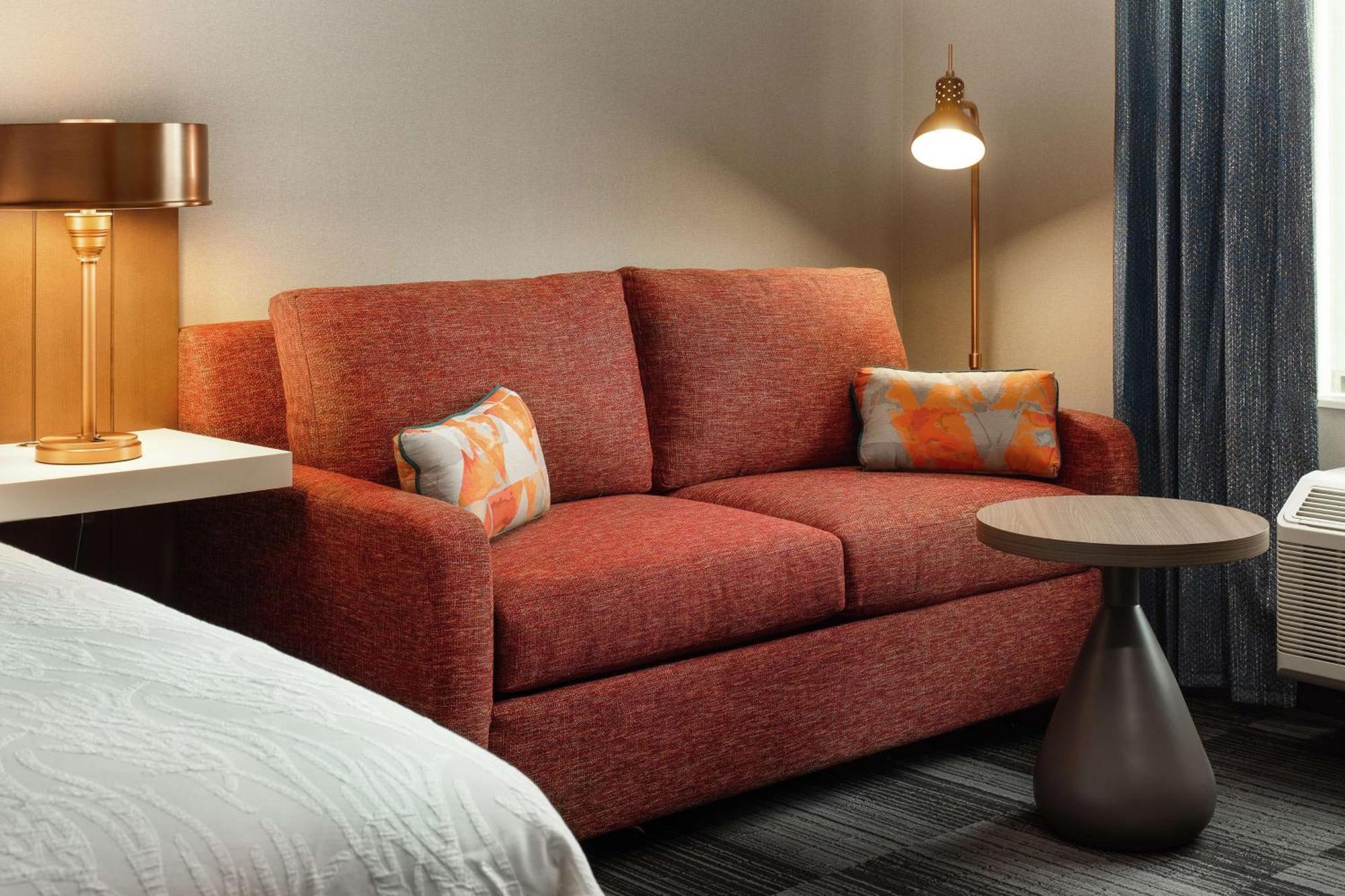 Hilton Garden Airport Natomas Hotel