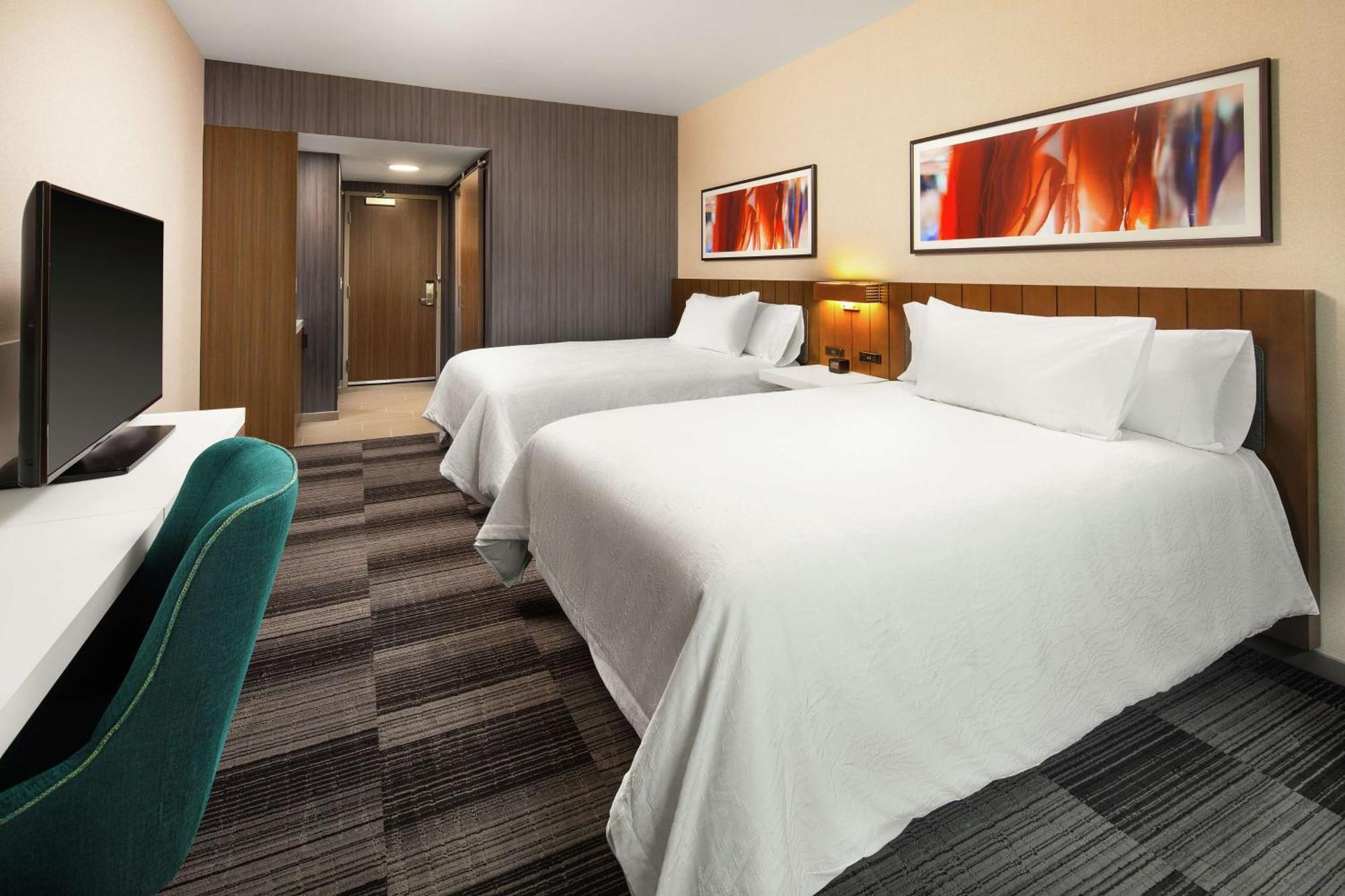 Hotel Hilton Garden Airport Natomas 3*