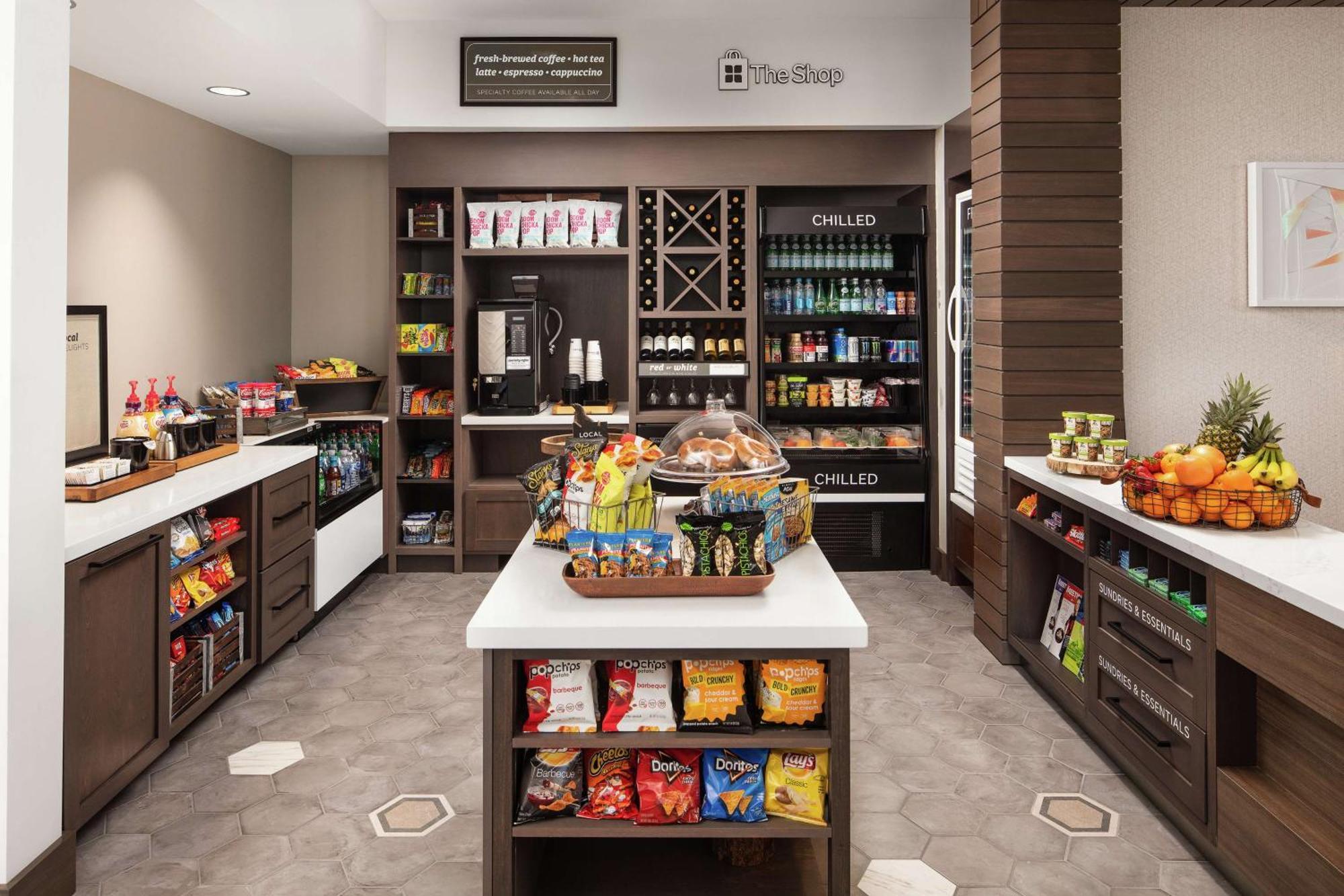 Hotel Hilton Garden Airport Natomas 3*